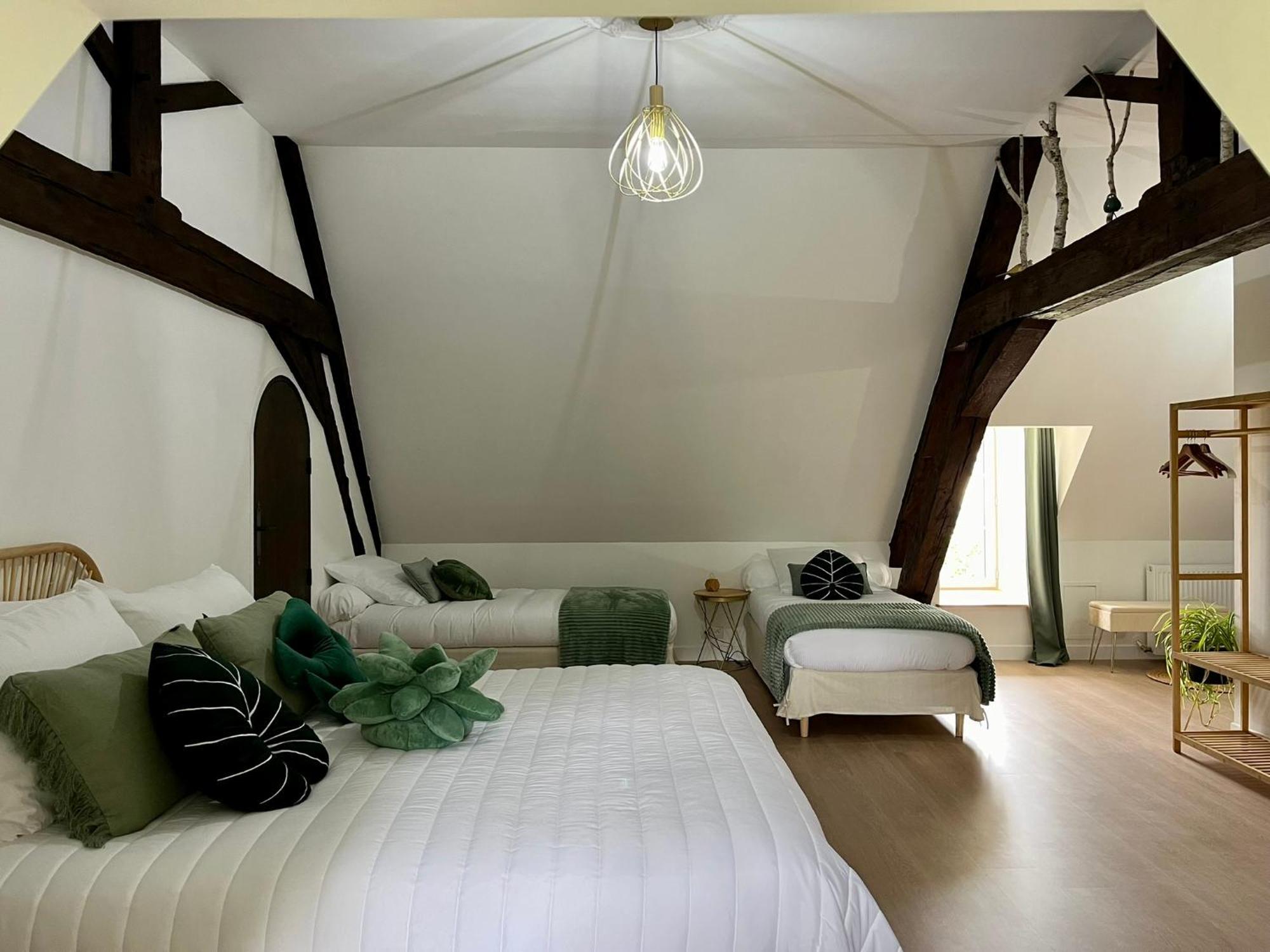 O2 Tours Bed & Breakfast Ourouer-les-Bourdelins ภายนอก รูปภาพ