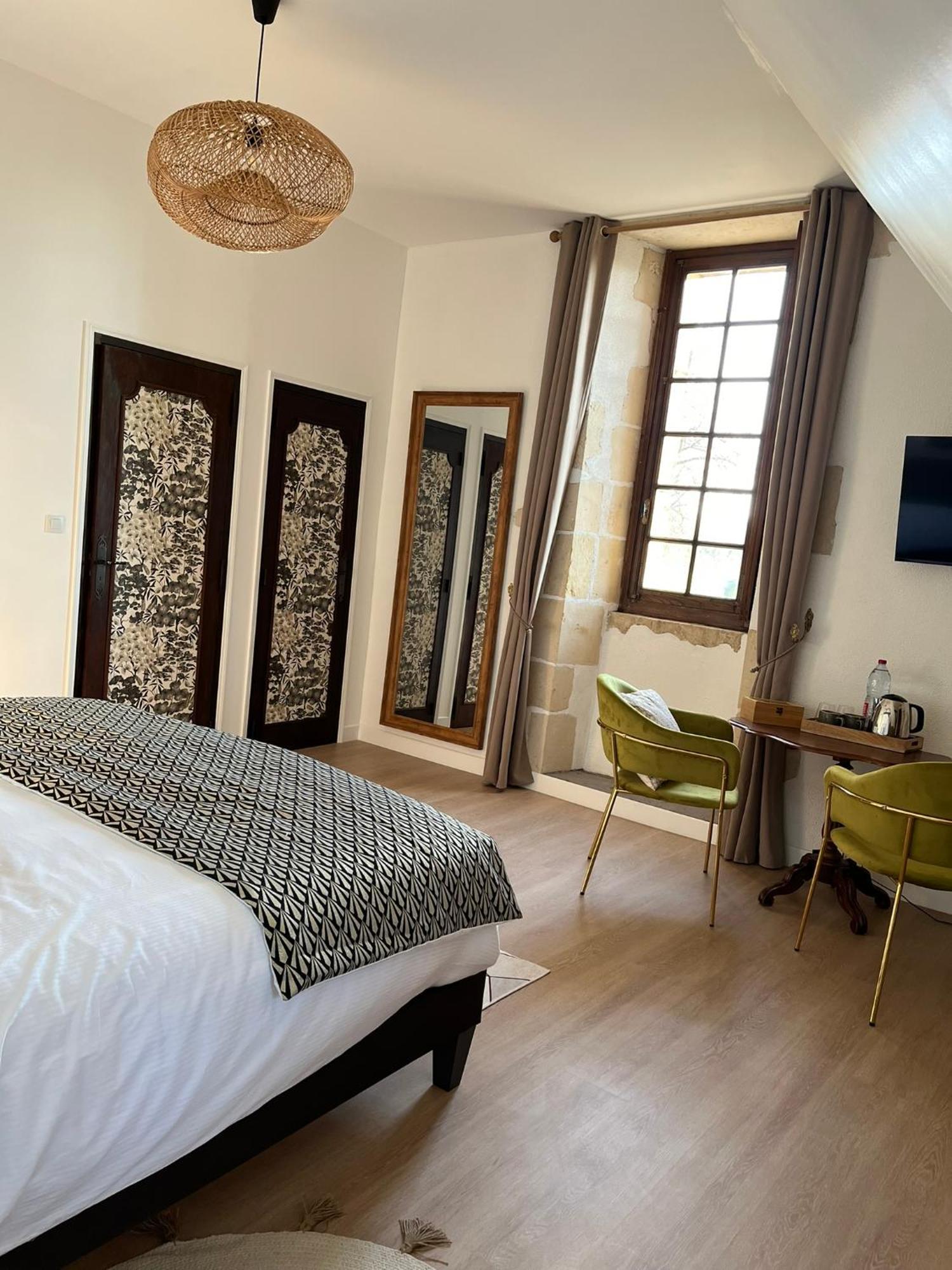 O2 Tours Bed & Breakfast Ourouer-les-Bourdelins ภายนอก รูปภาพ